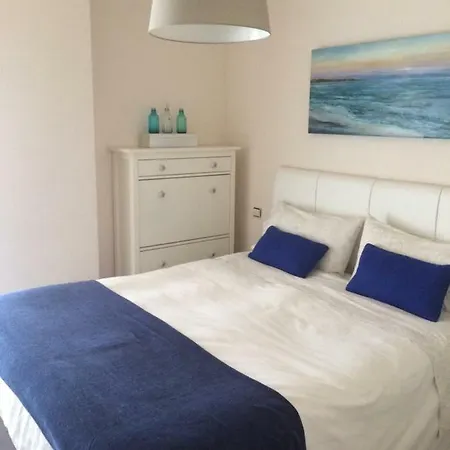 Residencial Alamar Apartment *